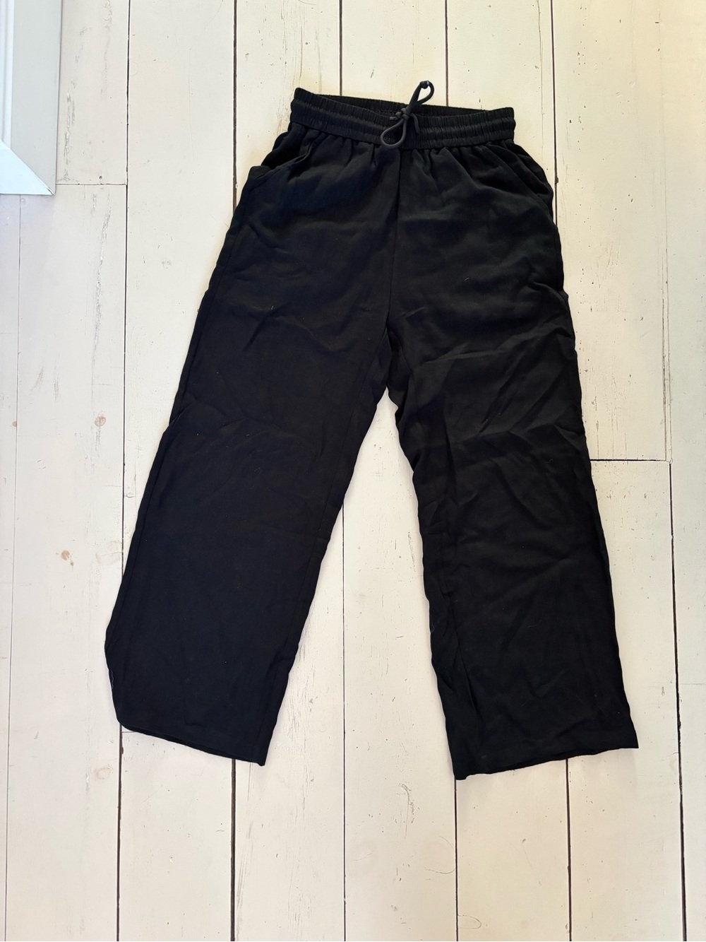 HALARA Black Wide-Leg Drawstring Pants